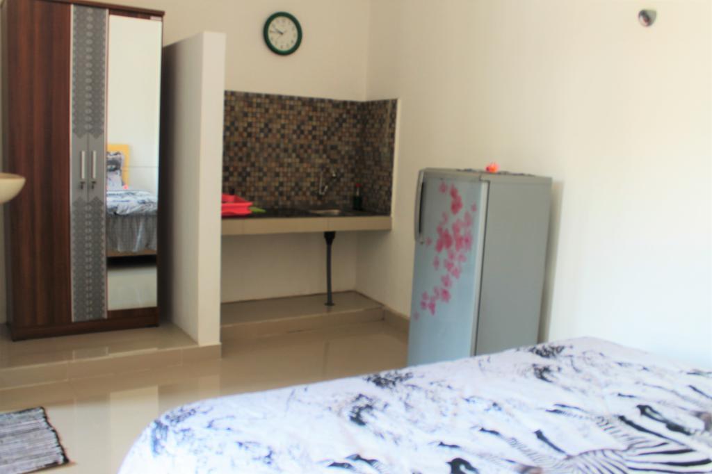 Sanur Yuliana Homestay מראה חיצוני תמונה